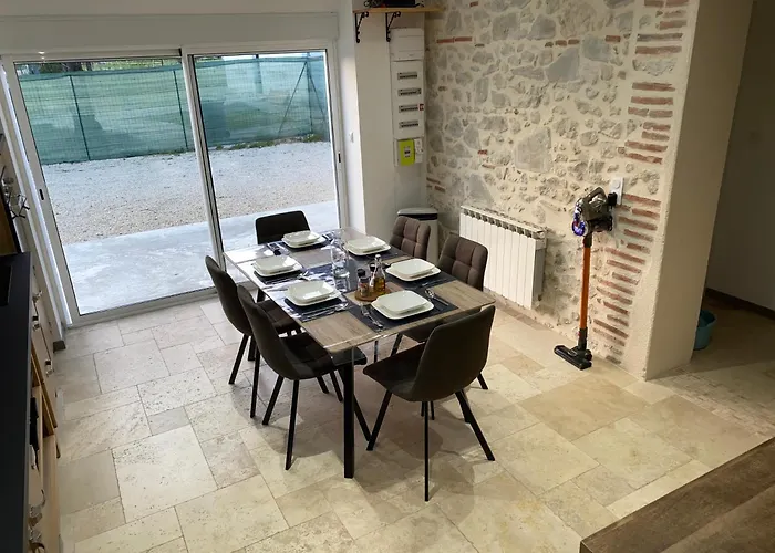 Le De Romas Hébergement de vacances